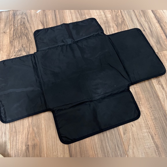 Kate Spade Mommy bag - Picture 7 of 10